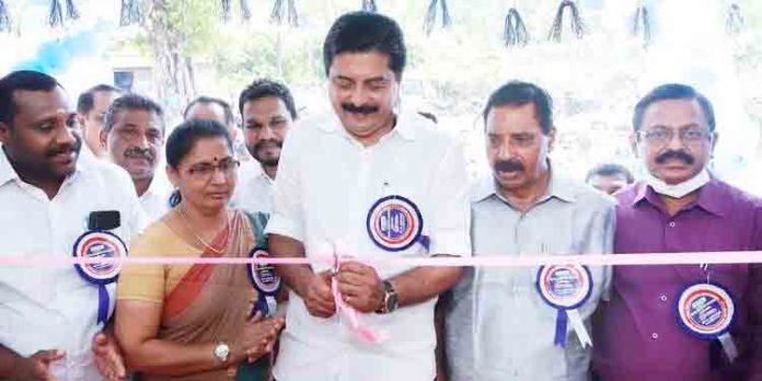 സർക്കാരിന്റെത് വലിയമാറ്റങ്ങള് സൃഷ്ടിച്ചുകൊണ്ടുള്ള വികസന പ്രവര്ത്തനം ; മന്ത്രി റോഷി അഗസ്റ്റിന് സർക്കാരിന്റെത് വലിയമാറ്റങ്ങള് സൃഷ്ടിച്ചുകൊണ്ടുള്ള വികസന പ്രവര്ത്തനം ; മന്ത്രി റോഷി അഗസ്റ്റിന്