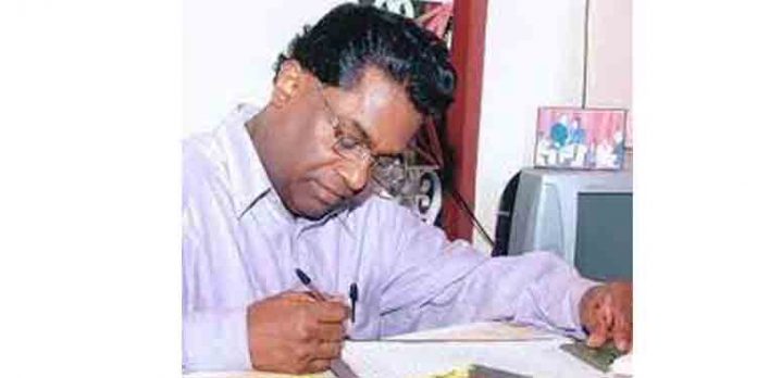 ഗാന്ധിഭവന്റെ സാഹിത്യ പുരസ്കാരം കാരൂര് സോമന് ഗാന്ധിഭവന്റെ സാഹിത്യ പുരസ്കാരം കാരൂര് സോമന്