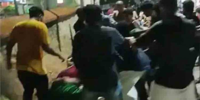 ലോ കോളേജിലെ സംഘര്ഷം ; വിദ്യാര്ഥികളുടെ പരാതിയില് 8 പേര്ക്ക് എതിരെ കൂടി പോലീസ് കേസ് എടുത്തു ലോ കോളേജിലെ സംഘര്ഷം ; വിദ്യാര്ഥികളുടെ പരാതിയില് 8 പേര്ക്ക് എതിരെ കൂടി പോലീസ് കേസ് എടുത്തു