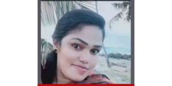 കൊടുങ്ങല്ലൂരില് വെട്ടേറ്റ വനിത വ്യാപാരി മരിച്ചു ; പ്രതി ഒളിവില് കൊടുങ്ങല്ലൂരില് വെട്ടേറ്റ വനിത വ്യാപാരി മരിച്ചു ; പ്രതി ഒളിവില്