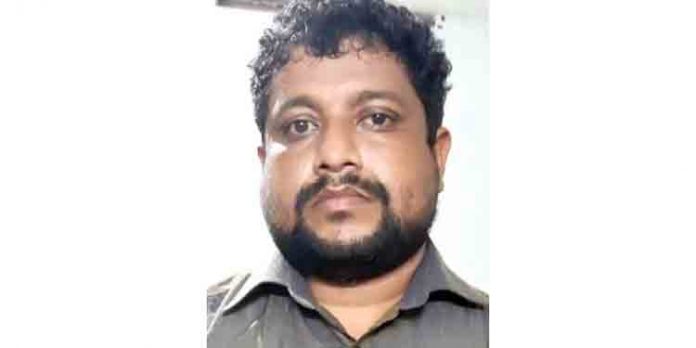 കോടതി ആമീനെയും പ്രോസസറെയും ആക്രമിച്ച യുവാവ് പിടിയില് കോടതി ആമീനെയും പ്രോസസറെയും ആക്രമിച്ച യുവാവ് പിടിയില്