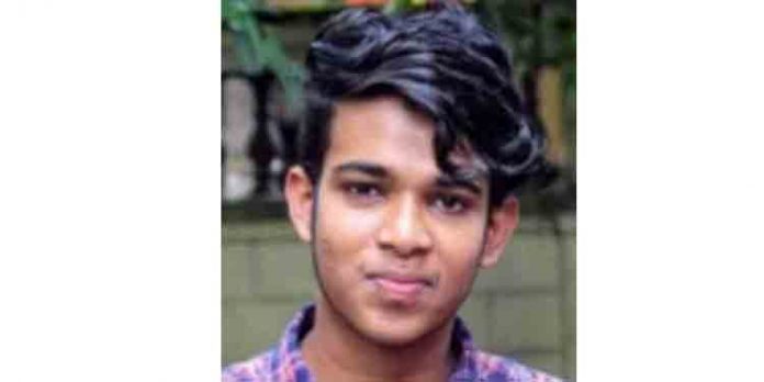ബൈക്ക് നിയന്ത്രണം വിട്ട് മറിഞ്ഞ് വിദ്യാർഥിക്ക് ദാരുണാന്ത്യം ബൈക്ക് നിയന്ത്രണം വിട്ട് മറിഞ്ഞ് വിദ്യാർഥിക്ക് ദാരുണാന്ത്യം