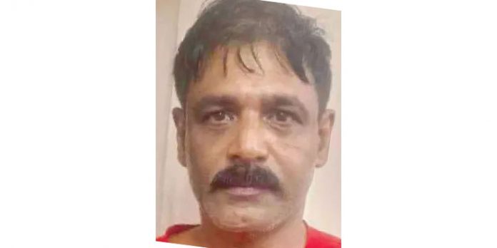 ദളിത് ബാലികയെ പീഡിപ്പിക്കാന് ശ്രമിച്ച കേസിലെ പ്രതിയായ മധ്യവയസ്കന് അറസ്റ്റില് ദളിത് ബാലികയെ പീഡിപ്പിക്കാന് ശ്രമിച്ച കേസിലെ പ്രതിയായ മധ്യവയസ്കന് അറസ്റ്റില്