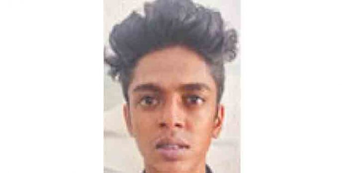 വീടുകളില് അതിക്രമിച്ച് കയറി സ്ത്രീകളെ ഉപദ്രവിച്ച യുവാവ് അറസ്റ്റില് വീടുകളില് അതിക്രമിച്ച് കയറി സ്ത്രീകളെ ഉപദ്രവിച്ച യുവാവ് അറസ്റ്റില്