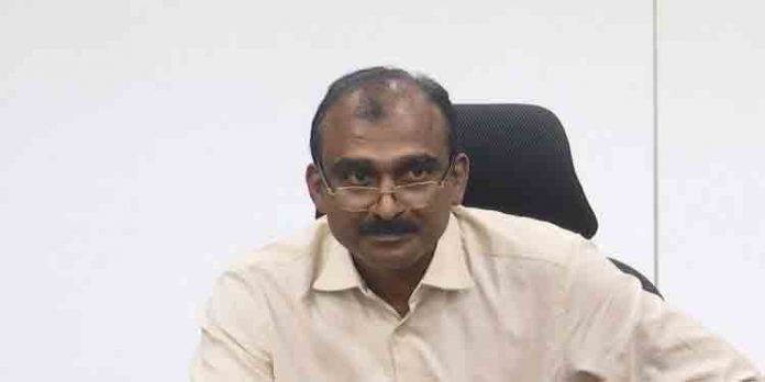 കല്ലിടല് നിര്ത്തിവെക്കില്ലെന്ന് കെ റെയിൽ എംഡി വി.അജിത്ത് കുമാര് കല്ലിടല് നിര്ത്തിവെക്കില്ലെന്ന് കെ റെയിൽ എംഡി വി.അജിത്ത് കുമാര്