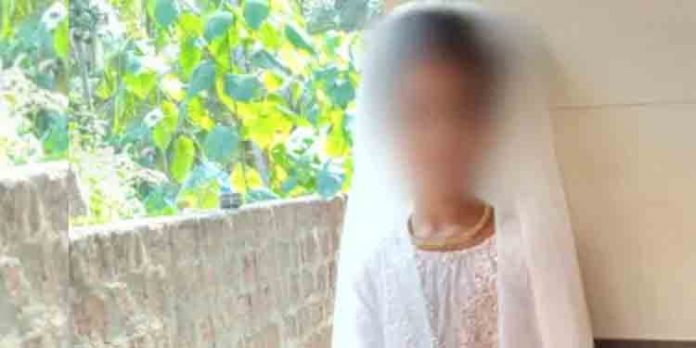 മൊബൈലിൽ ഗെയിം കളിച്ചതിന് മാതാവ് ശാസിച്ചു ; പതിനൊന്നുകാരി ജീവനൊടുക്കി മൊബൈലിൽ ഗെയിം കളിച്ചതിന് മാതാവ് ശാസിച്ചു ; പതിനൊന്നുകാരി ജീവനൊടുക്കി