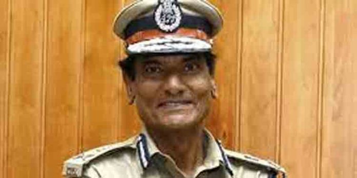 സില്വര്ലൈന് പദ്ധതിയുമായി ബന്ധപ്പെട്ട പ്രതിഷേധങ്ങളെ സംയമനത്തോടെ നേരിടണമെന്ന് സംസ്ഥാന പോലീസ് മേധാവി അനില്കാന്ത് സില്വര്ലൈന് പദ്ധതിയുമായി ബന്ധപ്പെട്ട പ്രതിഷേധങ്ങളെ സംയമനത്തോടെ നേരിടണമെന്ന് സംസ്ഥാന പോലീസ് മേധാവി അനില്കാന്ത്