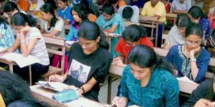 ബിരുദ പ്രോഗ്രാമുകളിലേക്ക് പ്രവേശിപ്പിക്കുന്നതിന് കോമണ് യൂണിവേഴ്സിറ്റി എന്ട്രന്സ് ടെസ്റ്റ് വേണ്ടിവരുമെന്ന് യുജിസി ബിരുദ പ്രോഗ്രാമുകളിലേക്ക് പ്രവേശിപ്പിക്കുന്നതിന് കോമണ് യൂണിവേഴ്സിറ്റി എന്ട്രന്സ് ടെസ്റ്റ് വേണ്ടിവരുമെന്ന് യുജിസി