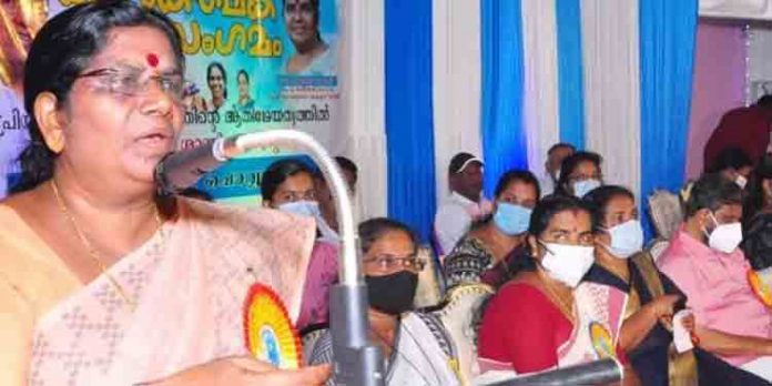 സംസ്ഥാനത്ത് പാല് വില വര്ദ്ധിപ്പിക്കില്ല ; മന്ത്രി ജെ.ചിഞ്ചുറാണി സംസ്ഥാനത്ത് പാല് വില വര്ദ്ധിപ്പിക്കില്ല ; മന്ത്രി ജെ.ചിഞ്ചുറാണി
