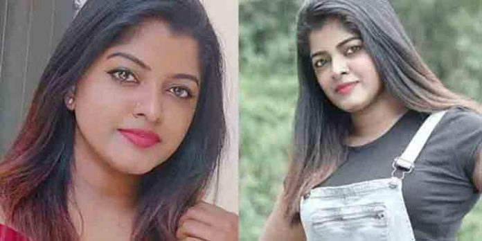 നമ്പര് 18 ഹോട്ടല് പോക്സോ കേസ് ; ചോദ്യംചെയ്യലിനായി അഞ്ജലി റീമാദേവ് ഹാജരായി നമ്പര് 18 ഹോട്ടല് പോക്സോ കേസ് ; ചോദ്യംചെയ്യലിനായി അഞ്ജലി റീമാദേവ് ഹാജരായി