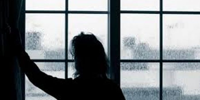 ഭര്തൃമതിയായ യുവതിയെ വിവാഹ വാഗ്ദാനം നല്കി പീഡിപ്പിച്ചു ; ഉസ്താദിനെതിരെ കേസ് ഭര്തൃമതിയായ യുവതിയെ വിവാഹ വാഗ്ദാനം നല്കി പീഡിപ്പിച്ചു ; ഉസ്താദിനെതിരെ കേസ്