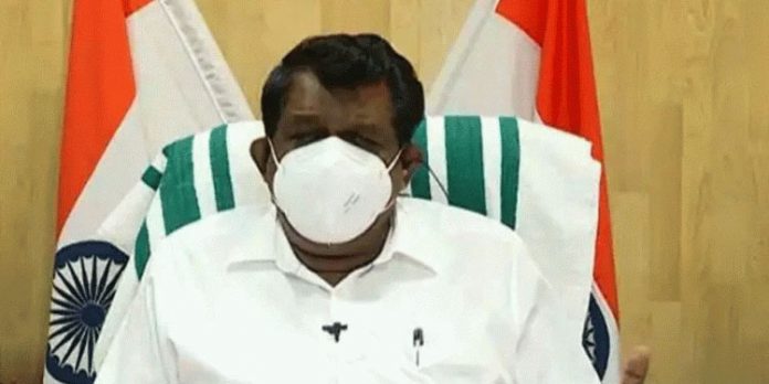 പരീക്ഷാകാലത്ത് സ്വകാര്യ ബസുകള് അനിശ്ചിതകാല സമരം നടത്തുന്നത് ജനങ്ങളോടുള്ള വെല്ലുവിളിയാണെന്ന് ഗതാഗത മന്ത്രി പരീക്ഷാകാലത്ത് സ്വകാര്യ ബസുകള് അനിശ്ചിതകാല സമരം നടത്തുന്നത് ജനങ്ങളോടുള്ള വെല്ലുവിളിയാണെന്ന് ഗതാഗത മന്ത്രി