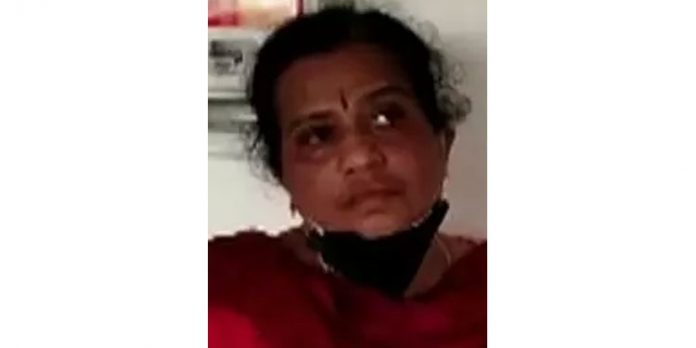 റെയില്വേയില് ജോലി വാഗ്ദാനം ചെയ്ത് ഒരു കോടി രൂപ തട്ടി ; പത്തനംതിട്ട സ്വദേശിനി അറസ്റ്റില് റെയില്വേയില് ജോലി വാഗ്ദാനം ചെയ്ത് ഒരു കോടി രൂപ തട്ടി ; പത്തനംതിട്ട സ്വദേശിനി അറസ്റ്റില്