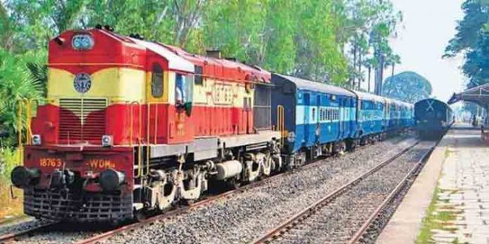 ഒന്പത് തീവണ്ടികളില് ജനറല് കമ്പാര്ട്ടുമെന്റുകള് ഏപ്രില് ഒന്ന് മുതല് ഒന്പത് തീവണ്ടികളില് ജനറല് കമ്പാര്ട്ടുമെന്റുകള് ഏപ്രില് ഒന്ന് മുതല്