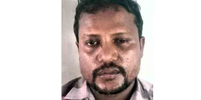 പൂര്ണഗര്ഭിണിയായ ആടിനെ ലൈംഗികാതിക്രമം നടത്തി കൊന്ന കേസില് തമിഴ്നാട് സ്വദേശി പിടിയില് പൂര്ണഗര്ഭിണിയായ ആടിനെ ലൈംഗികാതിക്രമം നടത്തി കൊന്ന കേസില് തമിഴ്നാട് സ്വദേശി പിടിയില്