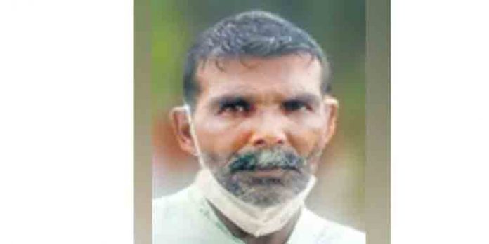 മാലപൊട്ടിക്കല് കേസില് ജാമ്യത്തിലിറങ്ങിയ പ്രതി സ്റ്റേഷനില് ഒപ്പിട്ടു മടങ്ങുമ്പോള് വീട്ടമ്മയുടെ മാല പൊട്ടിച്ചു മാലപൊട്ടിക്കല് കേസില് ജാമ്യത്തിലിറങ്ങിയ പ്രതി സ്റ്റേഷനില് ഒപ്പിട്ടു മടങ്ങുമ്പോള് വീട്ടമ്മയുടെ മാല പൊട്ടിച്ചു