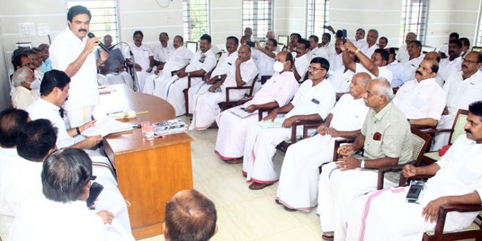 കേന്ദ്ര സർക്കാരിന്റെ കർഷക വിരുദ്ധ നയങ്ങൾ കർഷകരെ കടക്കെണിയിലാഴ്ത്തി ; ജോസ് കെ മാണി കേന്ദ്ര സർക്കാരിന്റെ കർഷക വിരുദ്ധ നയങ്ങൾ കർഷകരെ കടക്കെണിയിലാഴ്ത്തി ; ജോസ് കെ മാണി