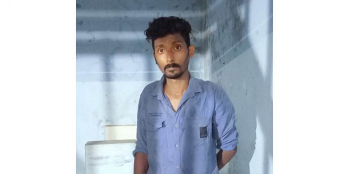നിരോധിത മയക്കുമരുന്നായ എം.ഡി.എം.എ കൈവശം വെച്ചു ; മൂന്നു യുവാക്കള് അറസ്റ്റില് നിരോധിത മയക്കുമരുന്നായ എം.ഡി.എം.എ കൈവശം വെച്ചു ; മൂന്നു യുവാക്കള് അറസ്റ്റില്