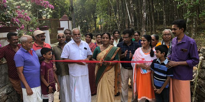നവീകരിച്ച സ്നേഹതീരം റോഡിന്റെ ഉദ്ഘാടനം നടത്തി നവീകരിച്ച സ്നേഹതീരം റോഡിന്റെ ഉദ്ഘാടനം നടത്തി