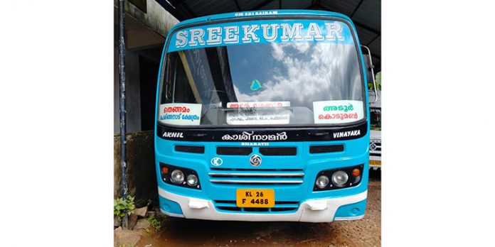 സ്വകാര്യ ബസ് സമരം മലയോര മേഖലയെ സാരമായി ബാധിച്ചു സ്വകാര്യ ബസ് സമരം മലയോര മേഖലയെ സാരമായി ബാധിച്ചു