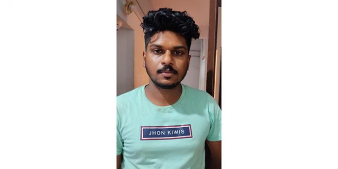 നിരോധിത പുകയില ഉൽപ്പന്നങ്ങൾ പിടിച്ചെടുത്തു ; ഒരാൾ അറസ്റ്റിൽ നിരോധിത പുകയില ഉൽപ്പന്നങ്ങൾ പിടിച്ചെടുത്തു ; ഒരാൾ അറസ്റ്റിൽ