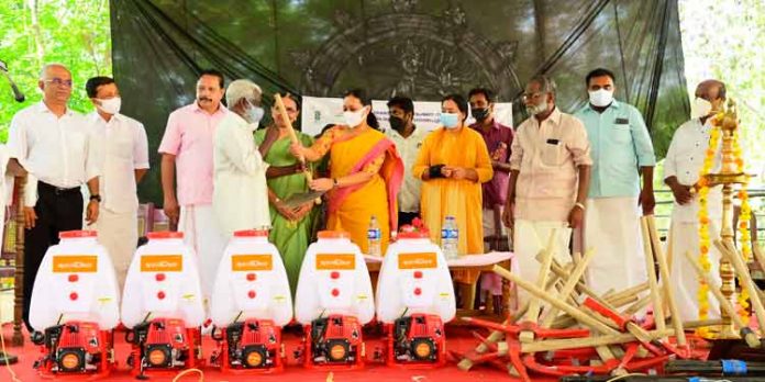 പന്നിയെ ശല്യമൃഗമായി പ്രഖ്യാപിക്കേണ്ടത് അനിവാര്യം : മന്ത്രി വീണാ ജോര്ജ് പന്നിയെ ശല്യമൃഗമായി പ്രഖ്യാപിക്കേണ്ടത് അനിവാര്യം : മന്ത്രി വീണാ ജോര്ജ്