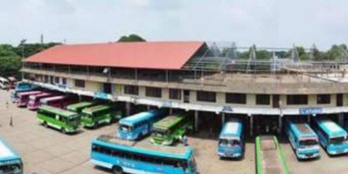മാർച്ച് 24 മുതൽ അനിശ്ചിതകാല സ്വകാര്യ ബസ് പണിമുടക്ക് മാർച്ച് 24 മുതൽ അനിശ്ചിതകാല സ്വകാര്യ ബസ് പണിമുടക്ക്