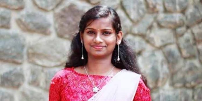 നാഷണല് യൂത്ത് പാര്ലമെന്റില് കേരത്തിന്റെ ശബ്ദമാവാന് പത്തനംതിട്ട സ്വദേശിനി സിനി സാബു നാഷണല് യൂത്ത് പാര്ലമെന്റില് കേരത്തിന്റെ ശബ്ദമാവാന് പത്തനംതിട്ട സ്വദേശിനി സിനി സാബു