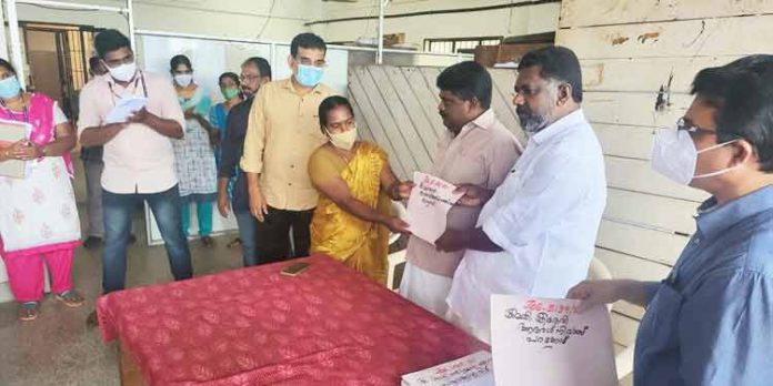 നെല്വയല് തണ്ണീര്ത്തട സംരക്ഷണ നിയമം : ഭൂമിയുടെ സ്വഭാവ വ്യതിയാനവുമായി ബന്ധപ്പെട്ട് അടൂരില് അദാലത്ത് നടത്തി നെല്വയല് തണ്ണീര്ത്തട സംരക്ഷണ നിയമം : ഭൂമിയുടെ സ്വഭാവ വ്യതിയാനവുമായി ബന്ധപ്പെട്ട് അടൂരില് അദാലത്ത് നടത്തി