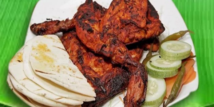 അല്ഫാം കഴിക്കാന് സ്കൂള് ഒഴിവാക്കി കറങ്ങിയ പെണ്കുട്ടികളെ പോലീസ് പിടിച്ചു അല്ഫാം കഴിക്കാന് സ്കൂള് ഒഴിവാക്കി കറങ്ങിയ പെണ്കുട്ടികളെ പോലീസ് പിടിച്ചു