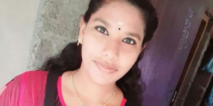 ഗര്ഭിണിയായ യുവതി തൂങ്ങി മരിച്ചത് ഭർത്താവ് മദ്യപിച്ചതില് മനംനൊന്ത് ; കേസെടുത്ത് പോലീസ് ഗര്ഭിണിയായ യുവതി തൂങ്ങി മരിച്ചത് ഭർത്താവ് മദ്യപിച്ചതില് മനംനൊന്ത് ; കേസെടുത്ത് പോലീസ്