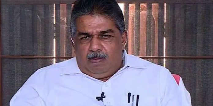 ജനങ്ങളെ ചേർത്ത് പിടിച്ച് പദ്ധതിയുമായി മുന്നോട്ടു പോകും – മന്ത്രി സജി ചെറിയാൻ ജനങ്ങളെ ചേർത്ത് പിടിച്ച് പദ്ധതിയുമായി മുന്നോട്ടു പോകും – മന്ത്രി സജി ചെറിയാൻ