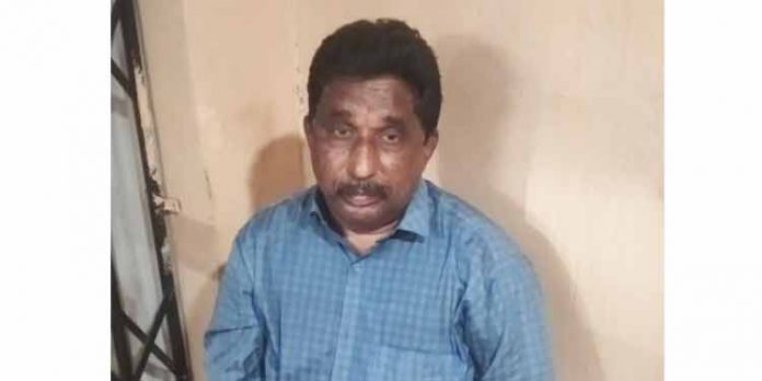 ബസ്സിനുള്ളിൽ പെൺകുട്ടിയെ അപമാനിച്ച മധ്യവയസ്കൻ പോക്സോ കേസിൽ അറസ്റ്റിൽ ബസ്സിനുള്ളിൽ പെൺകുട്ടിയെ അപമാനിച്ച മധ്യവയസ്കൻ പോക്സോ കേസിൽ അറസ്റ്റിൽ