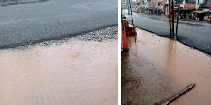 ഓട പണിയാതെ ഹൈവേ നിര്മ്മാണം ; മഴപെയ്താല് വെള്ളക്കെട്ടായി കുമ്പഴ ഓട പണിയാതെ ഹൈവേ നിര്മ്മാണം ; മഴപെയ്താല് വെള്ളക്കെട്ടായി കുമ്പഴ