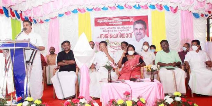 തുരുത്തിമേല് പൗരസമിതിയുടെ നേതൃത്വത്തില് മന്ത്രി സജി ചെറിയാന് സ്വീകരണം തുരുത്തിമേല് പൗരസമിതിയുടെ നേതൃത്വത്തില് മന്ത്രി സജി ചെറിയാന് സ്വീകരണം