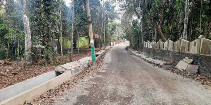 റോഡുകളിലെ പൈപ്പുകള് മാറ്റി സ്ഥാപിക്കുന്നത് സമയബന്ധിതമായി പൂര്ത്തീകരിക്കണം : അഡ്വ.മാത്യു ടി.തോമസ് എംഎല്എ റോഡുകളിലെ പൈപ്പുകള് മാറ്റി സ്ഥാപിക്കുന്നത് സമയബന്ധിതമായി പൂര്ത്തീകരിക്കണം : അഡ്വ.മാത്യു ടി.തോമസ് എംഎല്എ