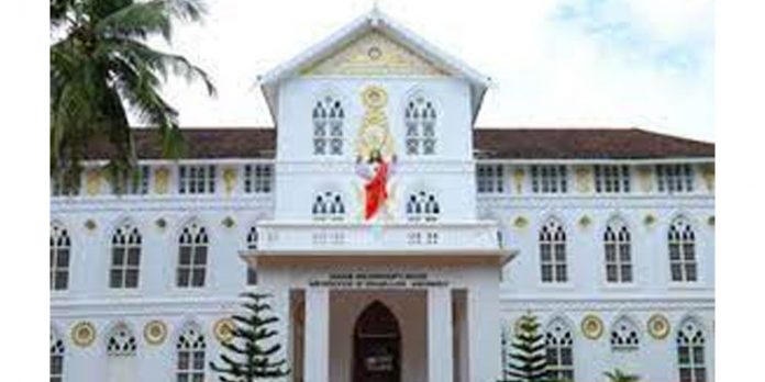 കുര്ബാന ഏകീകരണത്തില് മാര്പാപ്പയുടെ കത്തിന്റെ വിശ്വാസ്യതയിലും സംശയം : വൈദികര് കുര്ബാന ഏകീകരണത്തില് മാര്പാപ്പയുടെ കത്തിന്റെ വിശ്വാസ്യതയിലും സംശയം : വൈദികര്