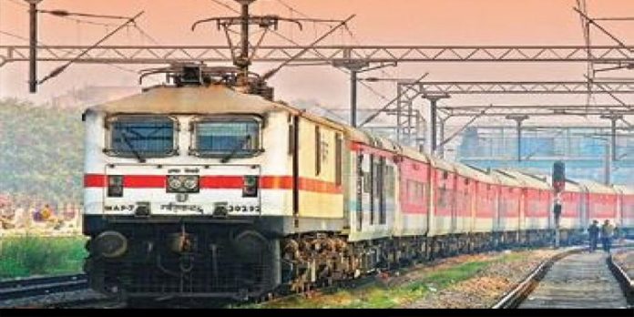 ഇന്ത്യയില് നിന്ന് നേപ്പാളിലേക്ക് ട്രെയിന് സര്വീസ് ; ഉദ്ഘാടനം ഇന്ന് ഇന്ത്യയില് നിന്ന് നേപ്പാളിലേക്ക് ട്രെയിന് സര്വീസ് ; ഉദ്ഘാടനം ഇന്ന്