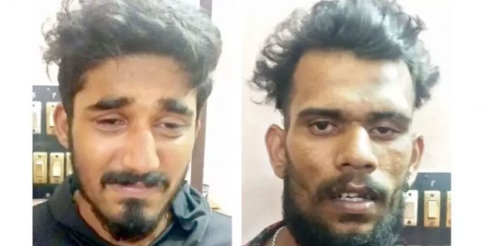 ദേശീയപാതയിൽ കാർ തടഞ്ഞ് ഡ്രൈവറെ ആക്രമിച്ചു : രണ്ടുപേർ പിടിയിൽ ദേശീയപാതയിൽ കാർ തടഞ്ഞ് ഡ്രൈവറെ ആക്രമിച്ചു : രണ്ടുപേർ പിടിയിൽ