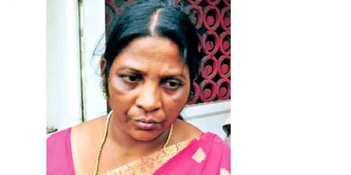 കോട്ടയത്ത് മിമിക്രി കലാകാരനെ കൊലപ്പെടുത്തിയ കേസില് കാമുകിയടക്കം 4 പേര് കുറ്റക്കാര് കോട്ടയത്ത് മിമിക്രി കലാകാരനെ കൊലപ്പെടുത്തിയ കേസില് കാമുകിയടക്കം 4 പേര് കുറ്റക്കാര്