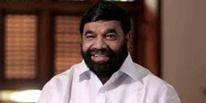 കെ റെയില് കുറ്റി സ്ഥാപിച്ച ഭൂമി ഈടായി സ്വീകരിക്കാന് ബാങ്കുകള്ക്ക് നിയമ തടസമില്ലെന്ന് മന്ത്രി കെ റെയില് കുറ്റി സ്ഥാപിച്ച ഭൂമി ഈടായി സ്വീകരിക്കാന് ബാങ്കുകള്ക്ക് നിയമ തടസമില്ലെന്ന് മന്ത്രി
