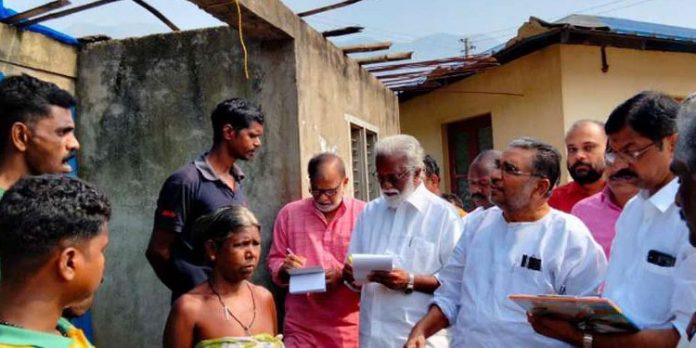 സംസ്ഥാനത്തെ വനവാസി മേഖലകളിലെ ആരോഗ്യരംഗത്ത് പൊളിച്ചെഴുത്ത് അനിവാര്യo : കുമ്മനം സംസ്ഥാനത്തെ വനവാസി മേഖലകളിലെ ആരോഗ്യരംഗത്ത് പൊളിച്ചെഴുത്ത് അനിവാര്യo : കുമ്മനം