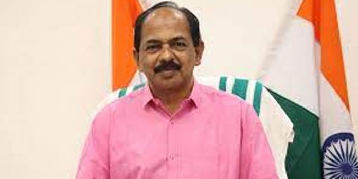 മണ്ണെണ്ണ വിഹിതം കേന്ദ്രം കുറച്ചെന്ന് ഭക്ഷ്യ മന്ത്രി ജി.ആര് അനില് മണ്ണെണ്ണ വിഹിതം കേന്ദ്രം കുറച്ചെന്ന് ഭക്ഷ്യ മന്ത്രി ജി.ആര് അനില്