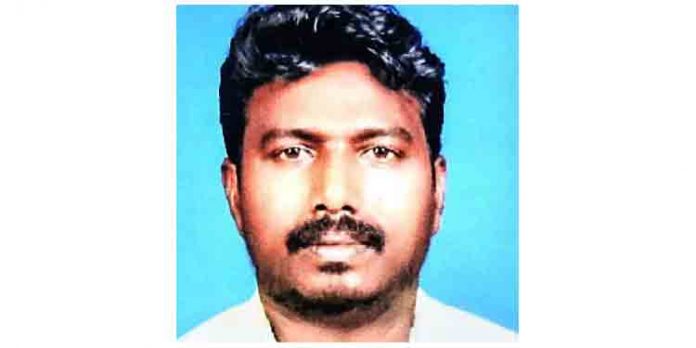 സംസ്കരിച്ച് 11 മാസത്തിനുശേഷം യുവാവിന്റെ മൃതശരീരം പുറത്തെടുത്ത് പോസ്റ്റ്മോര്ട്ടം ചെയ്തു സംസ്കരിച്ച് 11 മാസത്തിനുശേഷം യുവാവിന്റെ മൃതശരീരം പുറത്തെടുത്ത് പോസ്റ്റ്മോര്ട്ടം ചെയ്തു
