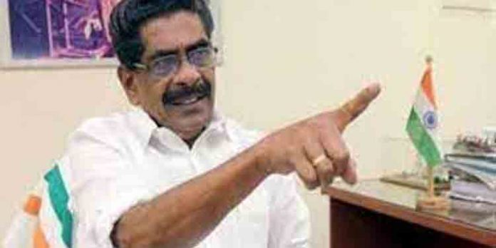 കെ.വി തോമസ് ചതിയനാണെന്ന പ്രസ്താവനയുമായി മുല്ലപ്പള്ളി രാമചന്ദ്രന് കെ.വി തോമസ് ചതിയനാണെന്ന പ്രസ്താവനയുമായി മുല്ലപ്പള്ളി രാമചന്ദ്രന്