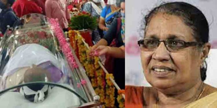 എം.സി ജോസഫൈന്റെ മൃതദേഹം പകല് രണ്ടിന് എറണാകുളം മെഡിക്കല് കോളേജിന് കൈമാറും എം.സി ജോസഫൈന്റെ മൃതദേഹം പകല് രണ്ടിന് എറണാകുളം മെഡിക്കല് കോളേജിന് കൈമാറും