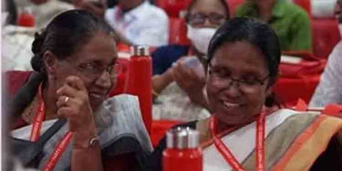 ജോസഫൈന്റെ വിയോഗം വിശ്വസിക്കാനാകാത്തതെന്ന് കെ കെ ശൈലജ ജോസഫൈന്റെ വിയോഗം വിശ്വസിക്കാനാകാത്തതെന്ന് കെ കെ ശൈലജ