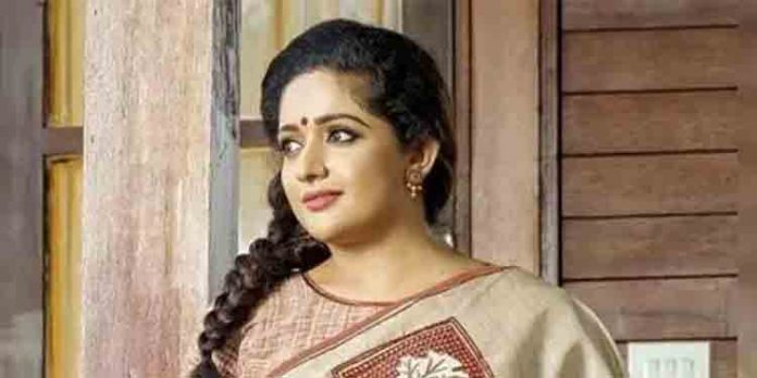 കാവ്യ മാധവനെ നാളെ ചോദ്യം ചെയ്തേക്കില്ല ; തുടർനടപടിയിൽ നിയമോപദേശം തേടി അന്വേഷണ സംഘം കാവ്യ മാധവനെ നാളെ ചോദ്യം ചെയ്തേക്കില്ല ; തുടർനടപടിയിൽ നിയമോപദേശം തേടി അന്വേഷണ സംഘം