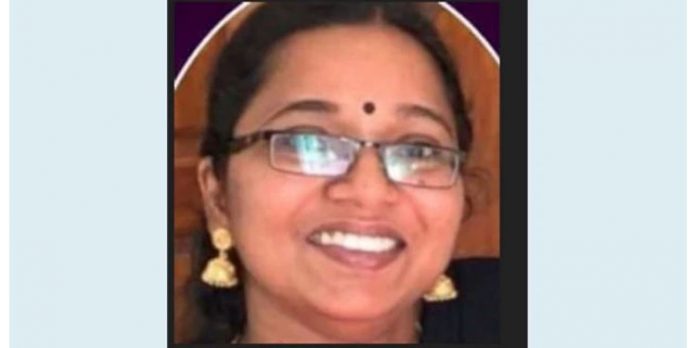 സന്ദര്ശക വീസയില് ദുബായിലെത്തിയ മലയാളി യുവതി ഹൃദയാഘാതം മൂലം മരിച്ചു സന്ദര്ശക വീസയില് ദുബായിലെത്തിയ മലയാളി യുവതി ഹൃദയാഘാതം മൂലം മരിച്ചു