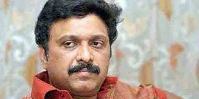 താന് മന്ത്രിയാകാത്തത് ഭാഗ്യമെന്നും ദൈവം തനിക്കൊപ്പമുണ്ടെന്നും എംഎല്എ കെ ബി ഗണേഷ് കുമാര് താന് മന്ത്രിയാകാത്തത് ഭാഗ്യമെന്നും ദൈവം തനിക്കൊപ്പമുണ്ടെന്നും എംഎല്എ കെ ബി ഗണേഷ് കുമാര്